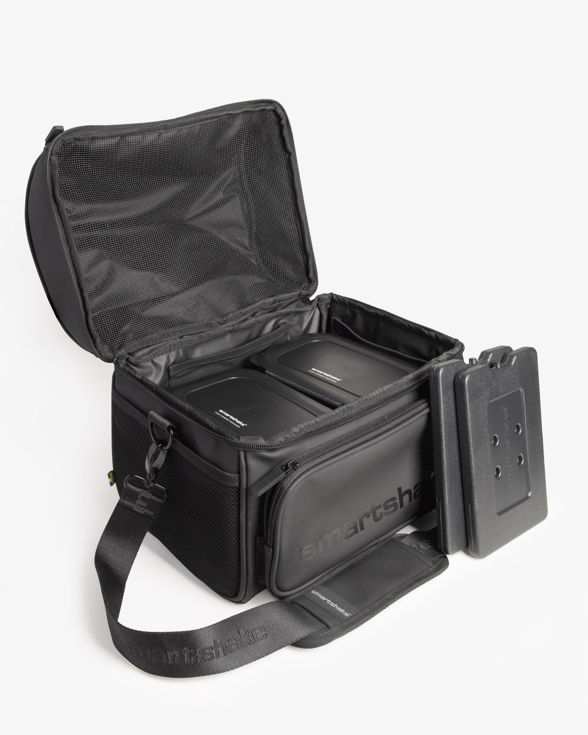 meal-prep-bag-black-with-4-food-containers-and-2-ice-packs-g2 Smartshake_Meal_Prep_Bag_Black_open.jpg