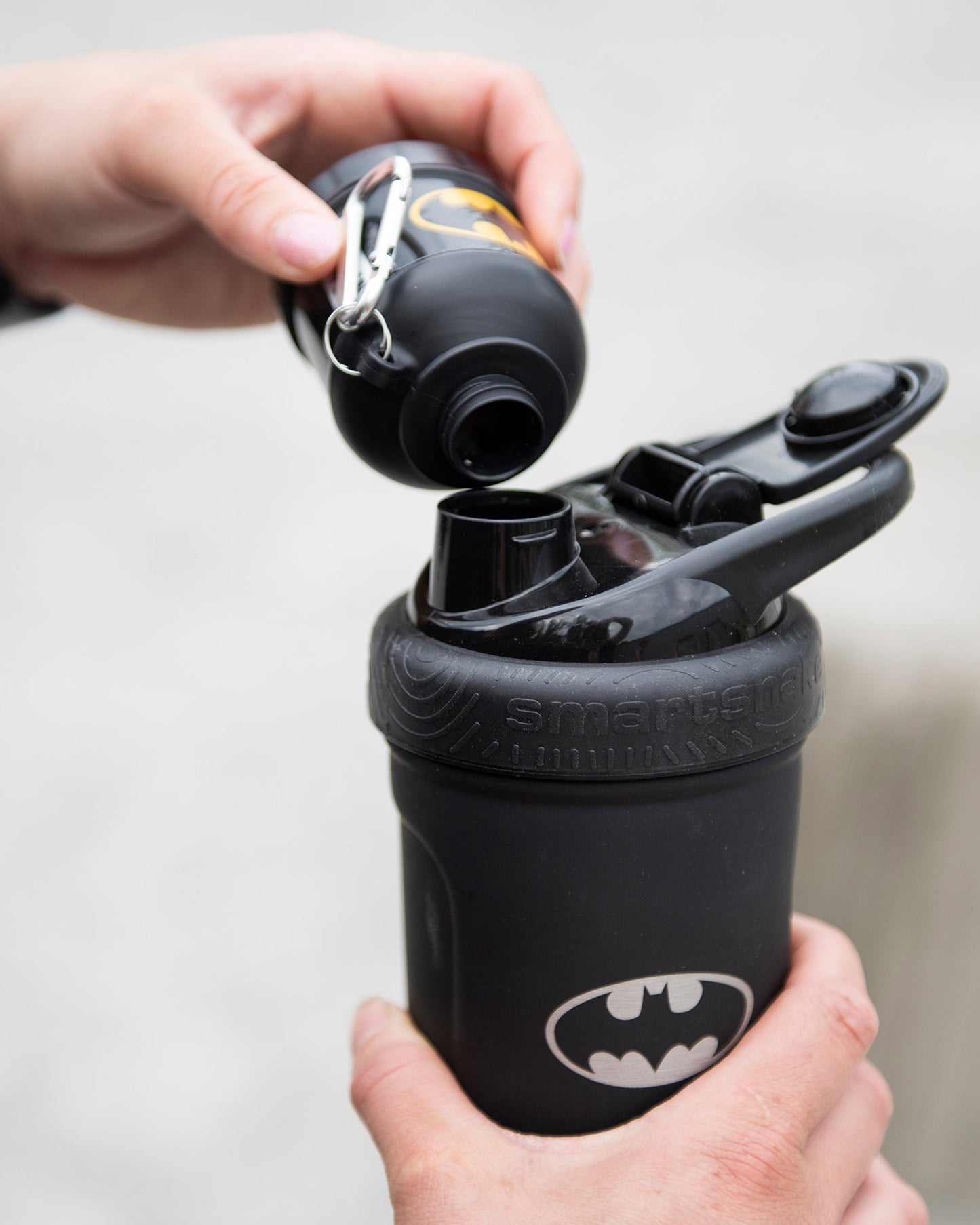 whey2go-funnel-batman-n7 Smartshake_Whey2Go_Batman_Lifestyle.jpg