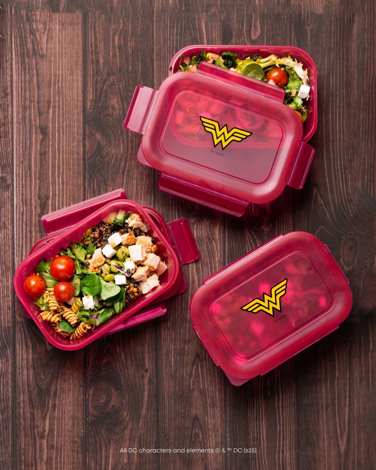 food-storage-container-wonder-woman-h4 WonderWoman_lifestyle.jpg